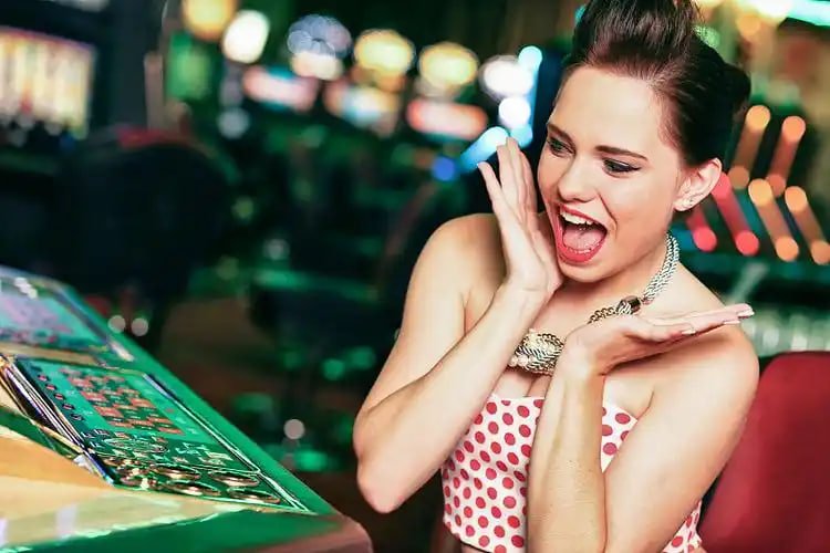Layar putaran bonus Quickspin dengan simbol wild dan scatter